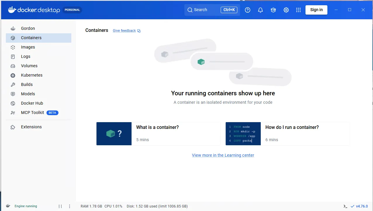 Docker Desktopのダッシュボード画面。左下に「Engine running」と表示されDockerが正常に起動している
